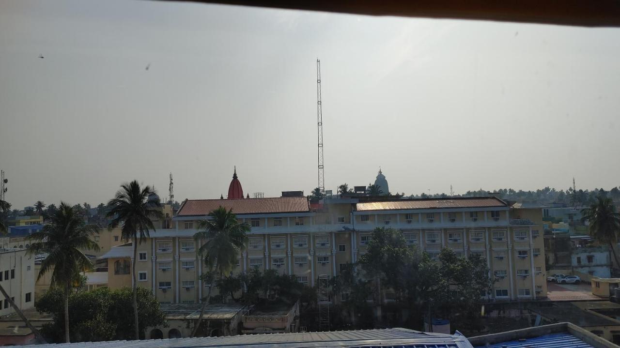 The Yellow Hotels By Festin Puri Exterior photo